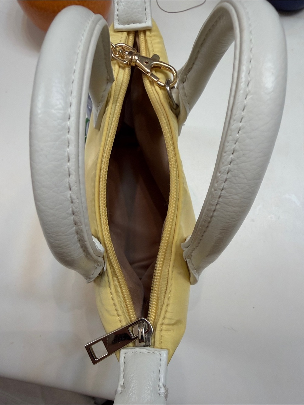 No Boundaries w/ Loft heart charm hand bag - Picture 5 of 5